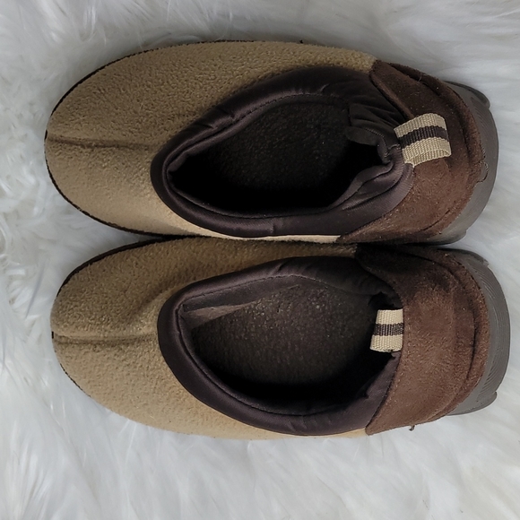 House shoes - Picture 2 of 6